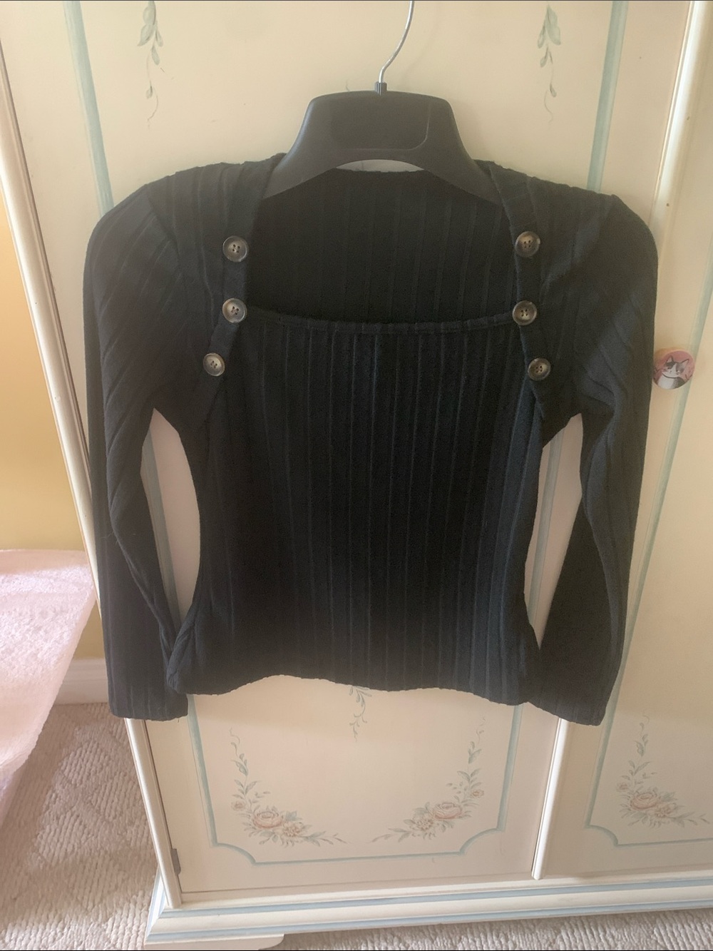 Women’s Black Ribbed Button-Detail Long Sleeve Top
